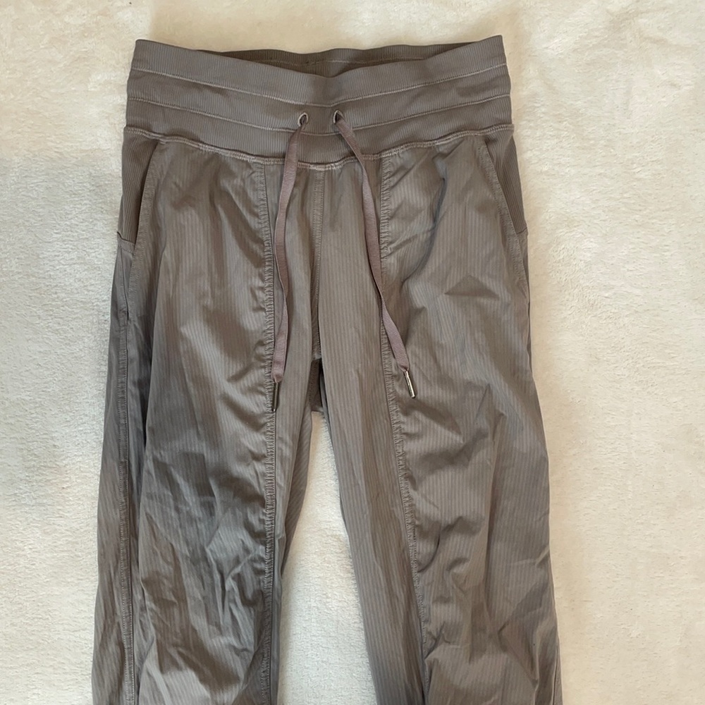 Lululemon joggers size: 2, New